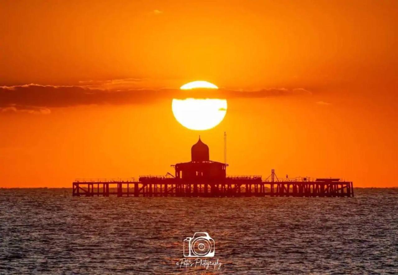 Top Floor Flat With Sea View Herne Bay Extérieur photo